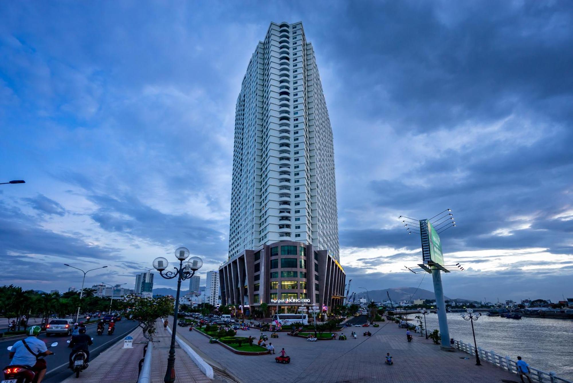 Muong Thanh Premium Apartments Нячанг Екстер'єр фото